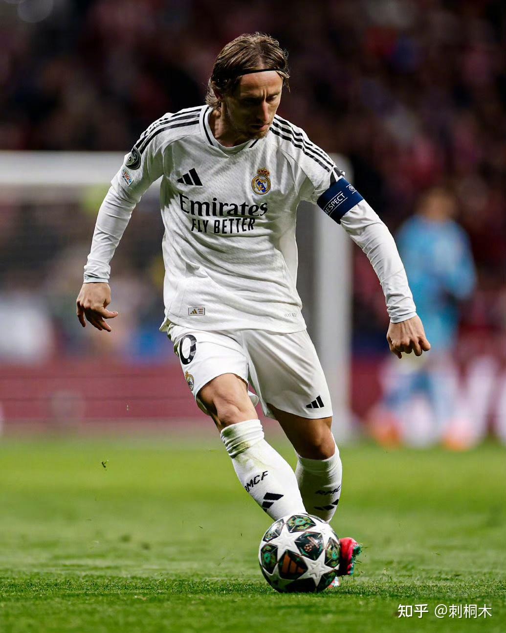 Rita直播整活，粉丝请求线下签售会，Rita：要不我签售个内搭给你？